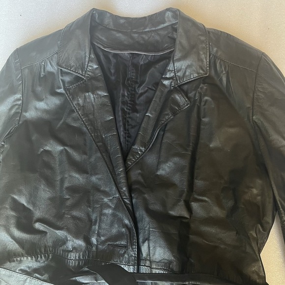 Vintage Sears The Fashion Place Black Genuine Cowhide Belted Jacket 5201 - Picture 3 of 12